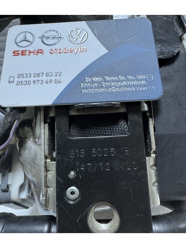 618 5025 E MERCEDES EMİNYET KEMERİ